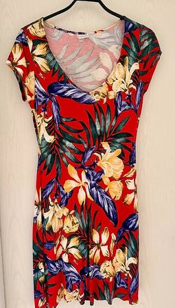 Lascana Sommerkleid  rot mit Tropen- & Blumenprint Gr. 38
