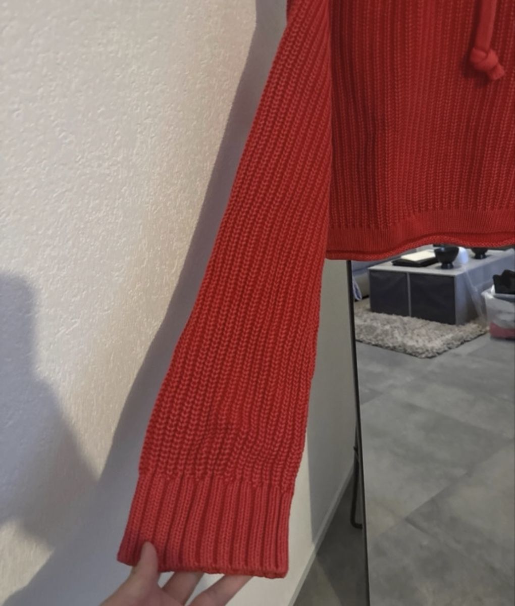 Kooples Maglioni & Felpe: Pull rouge The Kooples, style cropped – Usato da Estavayer-le-Lac venduto da Iness_oth 2