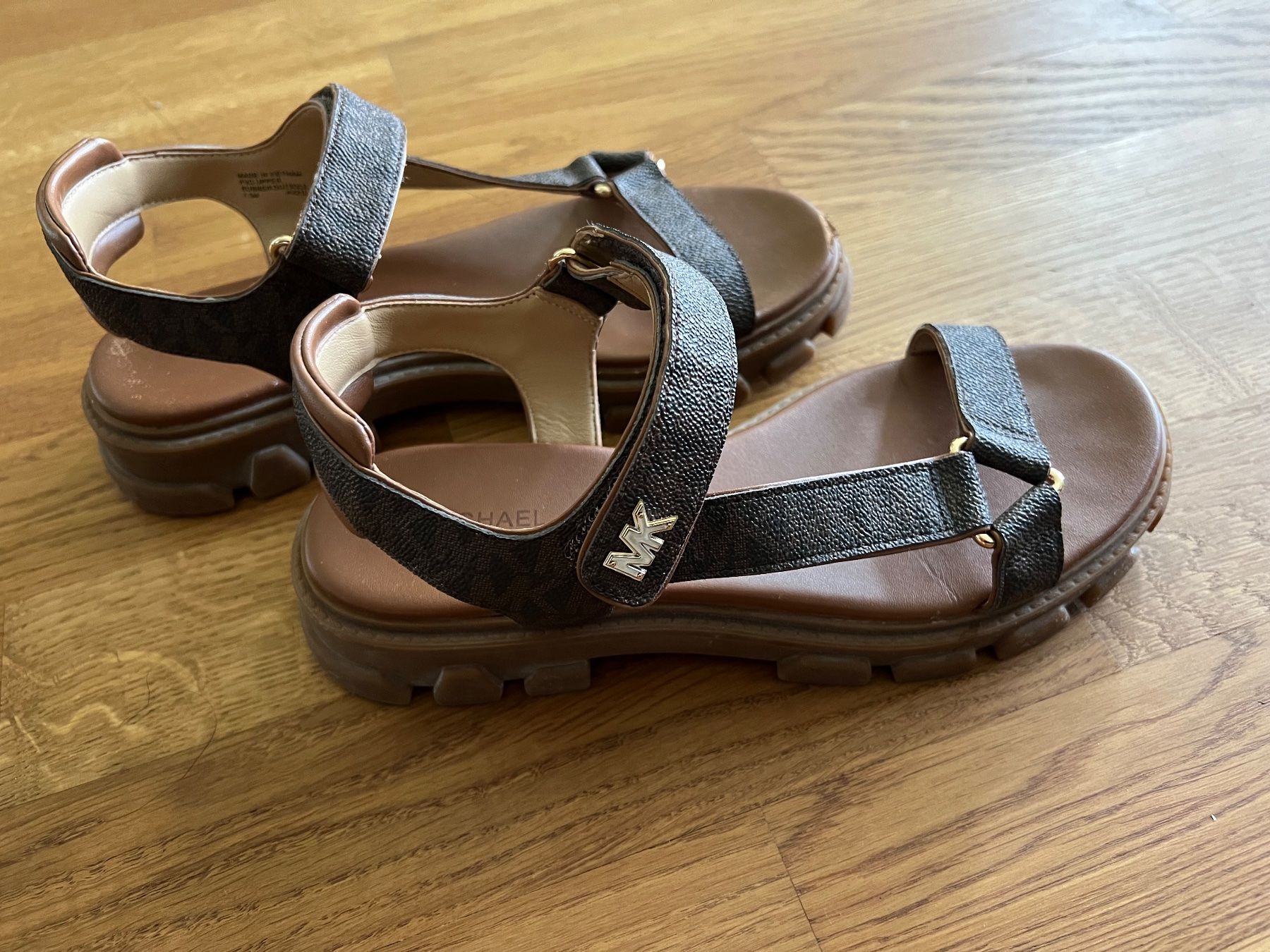 Michael Kors Scarpe da donna: MK Michael Kors Damenschuhe – Usato da Uznach venduto da Ya_x7x6 1
