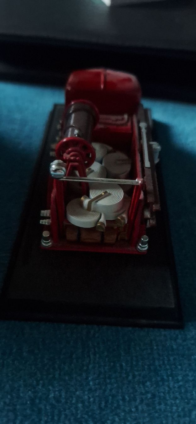 Modellini d'auto: Feuerwehrauto Modell 1:43 Bedford 1939  – Usato da Luzern venduto da Briefmarkentaube 2