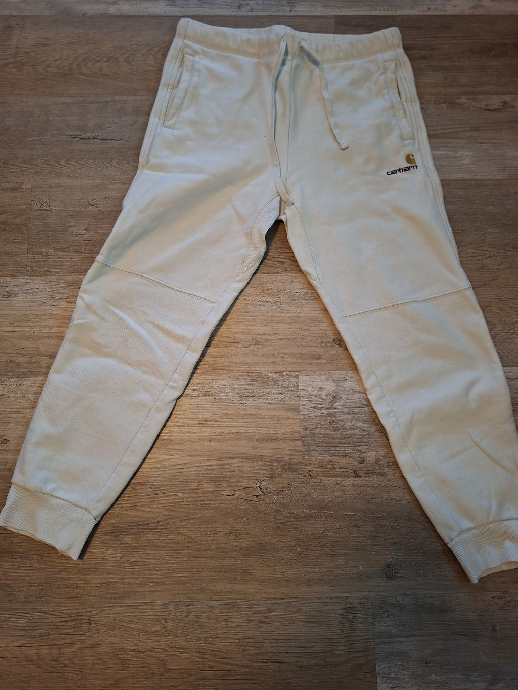 Carhartt Pantaloni: Carhartt Jogginghose Grösse L – Usato da Bülach venduto da Swenmaltesers01 1