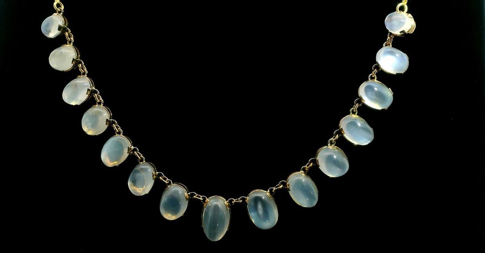 Exquisite Vintage Mondstein Halskette aus 750er Gelbgold 2