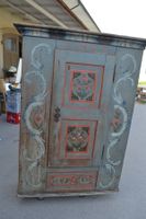 Antiker Schrank, Bauernschrank Malerei