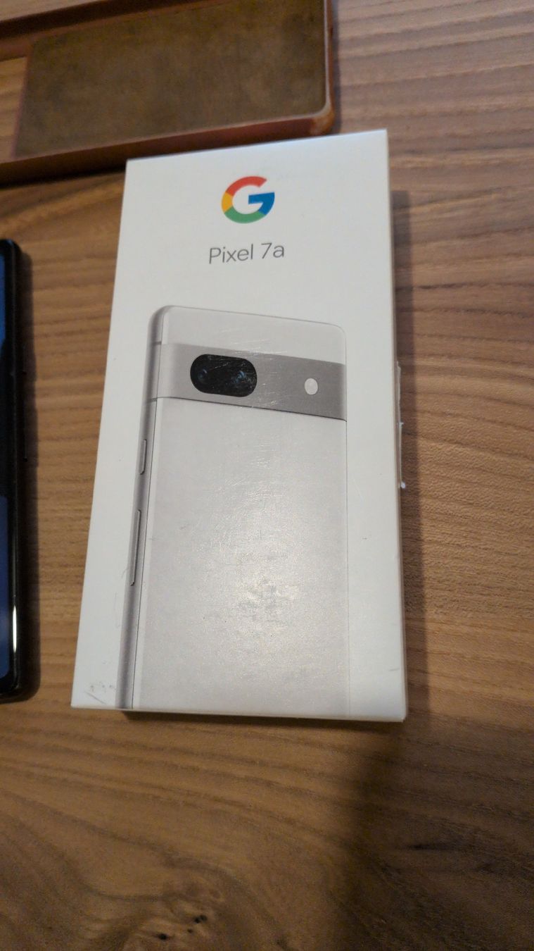 Google Telefoni cellulari / Smartphones: Smartphone Google Pixel 7a 128Go - Glace cassée – Difettoso da Corcelles NE venduto da gui_9kxr 3