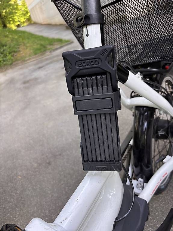 Vélos: E-Bike Hercules Rob Fold 9 Performance  – D'occasion à Morges par emm_2zkt 3