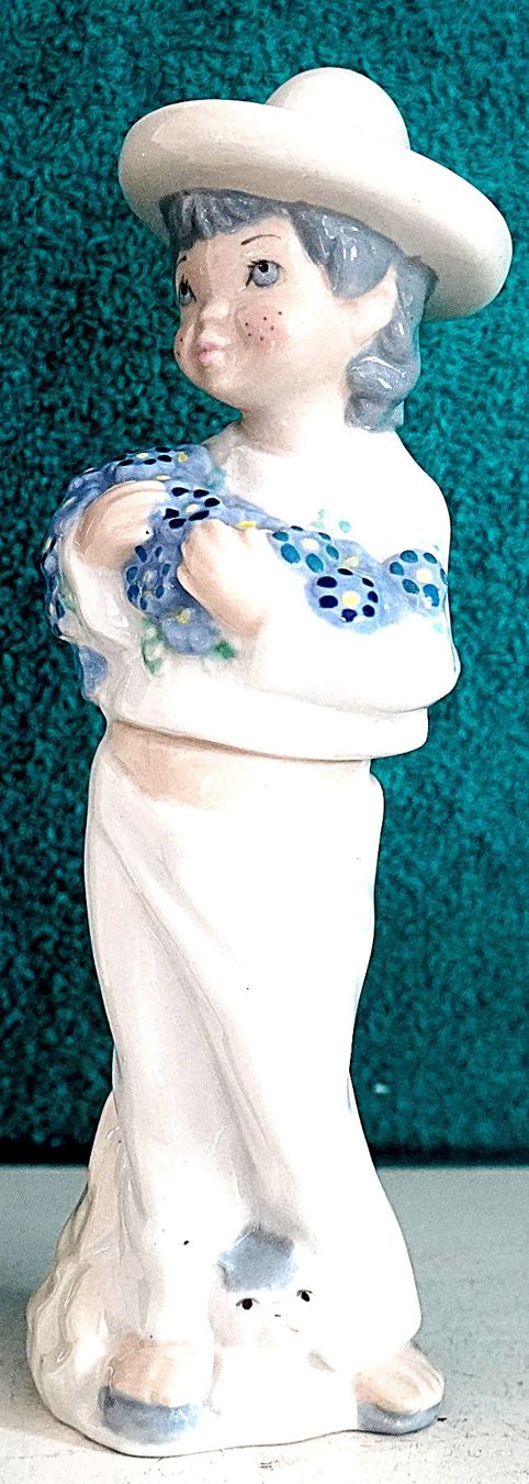 Statuette: Casedes Pozellan Figur Blumen-Mädchen – Usato da Baar venduto da 2cvbaar 2