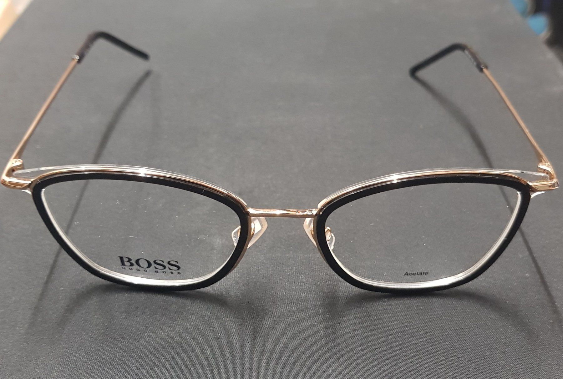 Hugo Boss Brillen & Gläser: Brillengestell von Hugo Boss – Neu (gemäss Beschreibung) aus Dachsen von Topparts1