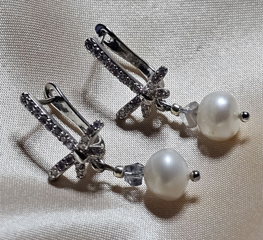 Orecchini pendenti & Orecchini a lobo: Klassische Ohrringe mit echen Perlen c.a.8 mm – Nuovo (secondo la descrizione) da Grenchen venduto da maretop 2