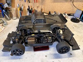 MAVERICK QuantumR Flux Onroad Street Car 1/8 Brushless