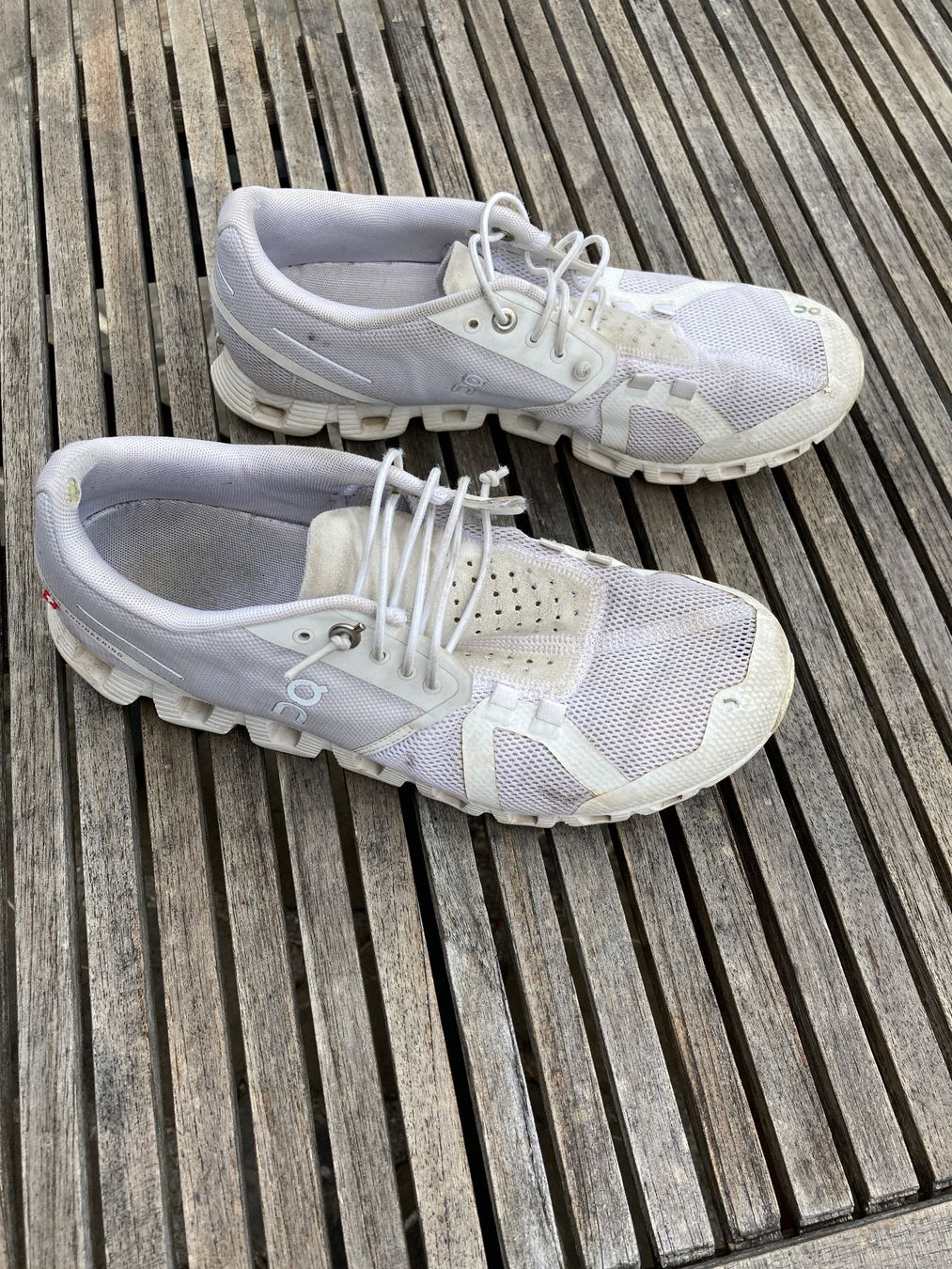 On Scarpe da donna: Laufschuhe ON Cloud, Grösse 38.5 – Usato da Saanen venduto da mia_vogr