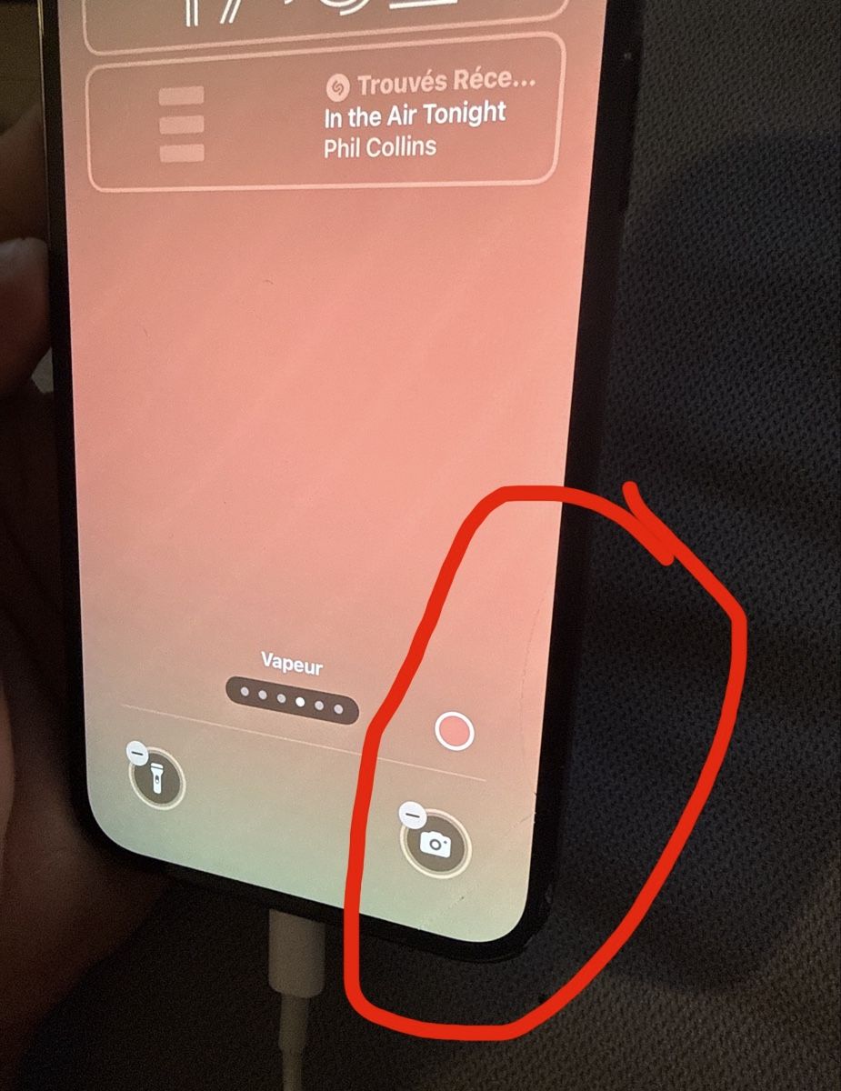 Apple Handys / Smartphones: iPhone 14 Plus 128Gb – Defekt aus Corcelles-Payerne von nic_jc9h 7