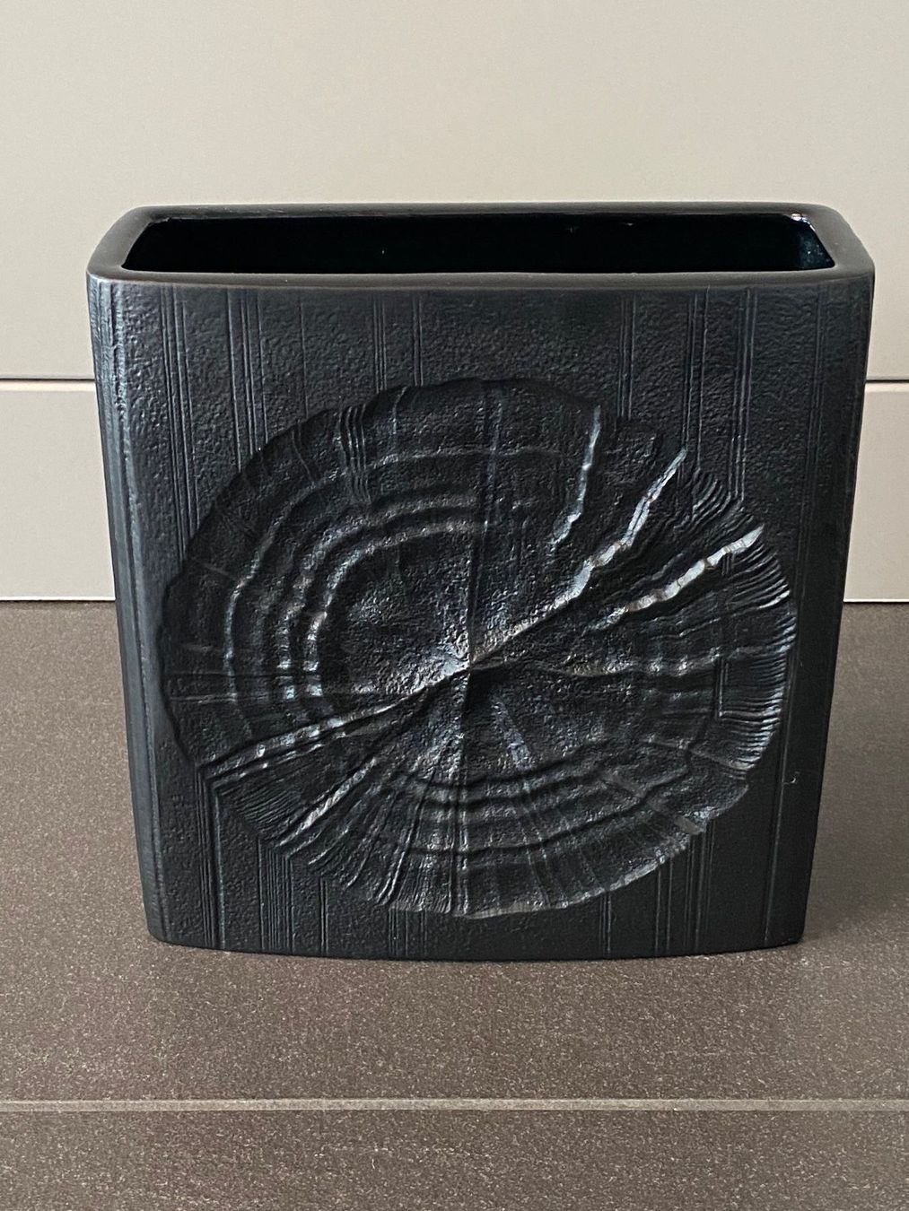 Rosenthal Vasi & Recipienti: Rosenthal Martin Freyer Vase schwarz – Usato da Oberwil BL venduto da NiceSwitzerland 1