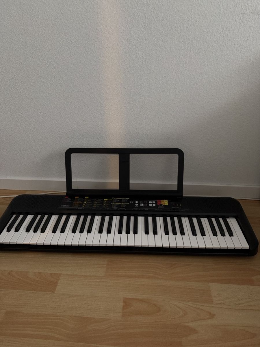 Yamaha Instruments de musique: Yamaha PSR-Fs2 Keyboard mit Benutzerhandbuch – Neuf (Voir description) à Schlieren par nar_9l7k