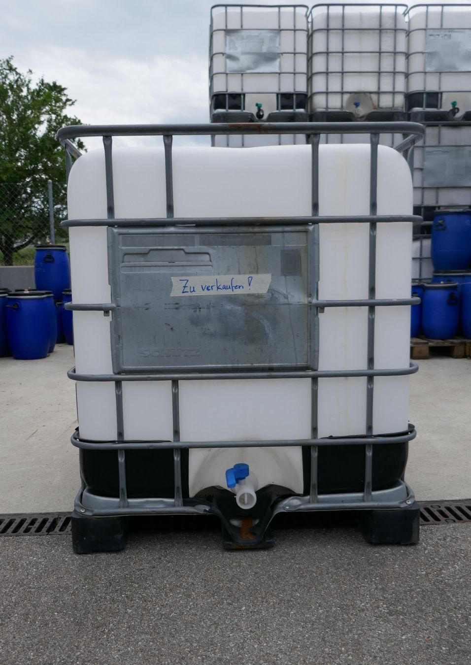 Abbeveratoi e trogoli: IBC Tank, Wassertank, 1000 Liter – Usato da Port venduto da uzuku