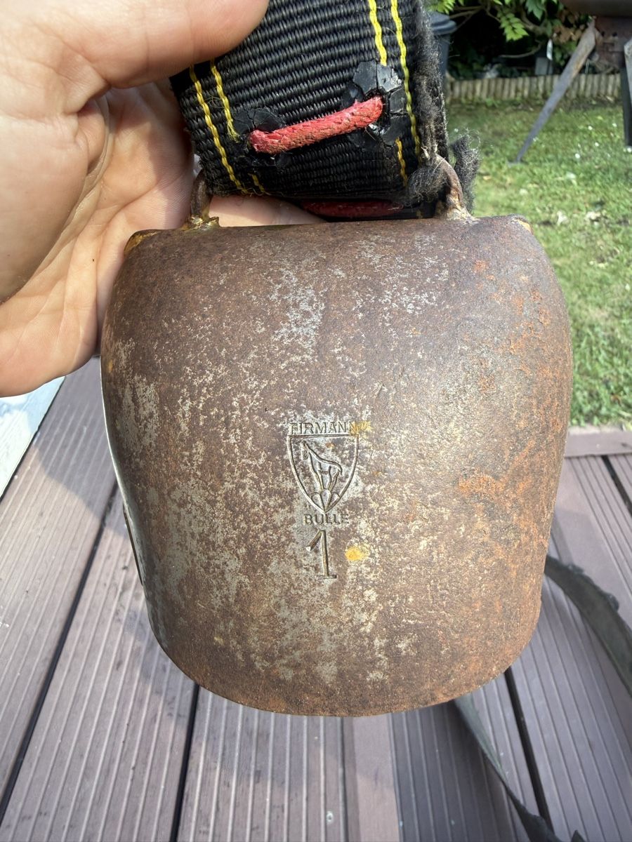 Campanacci mucche: Cloche Firmann Bulle 1 – Usato da Chessel venduto da Voyages--2020