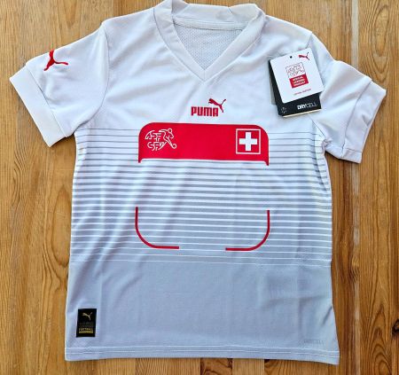 Trikot Schweiz NEU Puma Grösse 128 Schweizer Fussball Nati