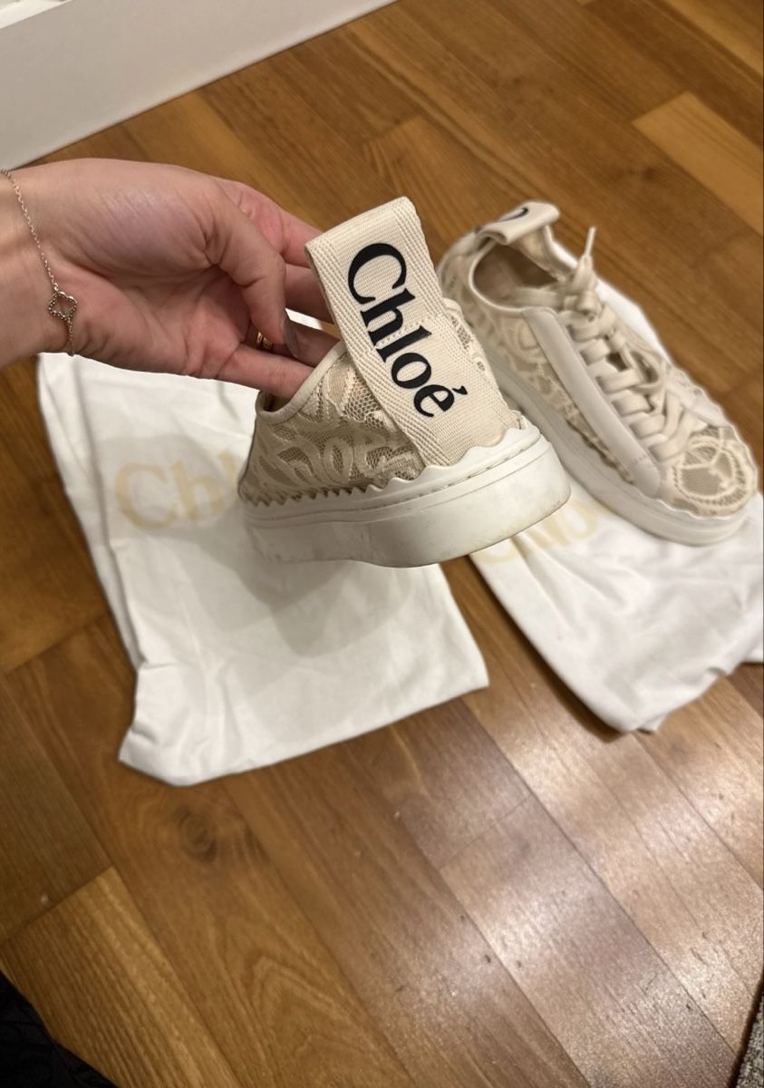 Chloé Scarpe da donna: Chloé Lauren Sneaker in Ecru – Nuovo (secondo la descrizione) da Winterthur venduto da yav_96pw 2
