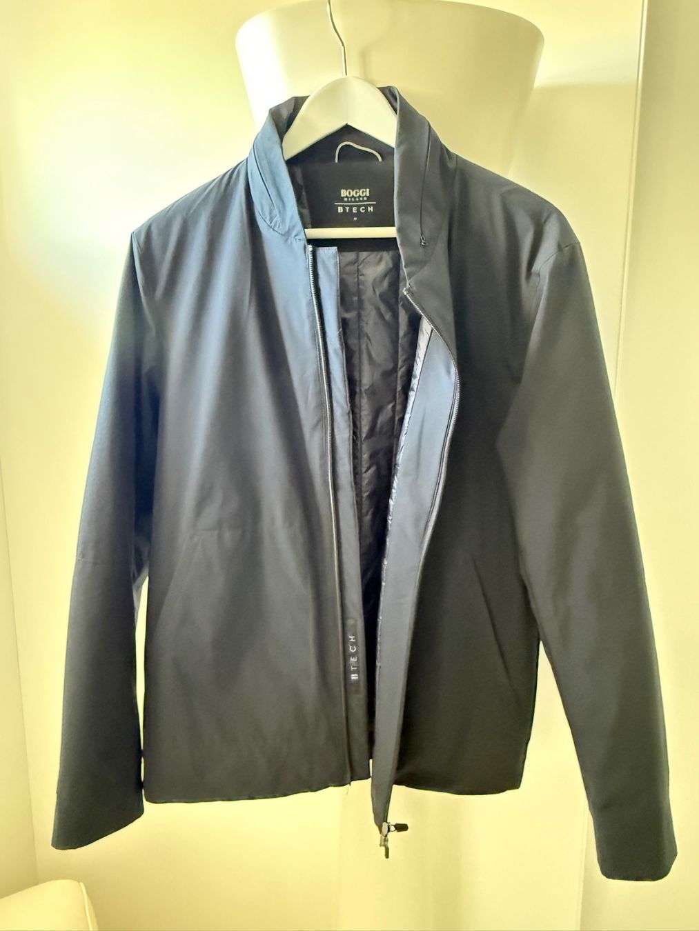 Boggi Giacche: Boggi Milano Herren Jacke GR M – Nuovo (secondo la descrizione) da Wangen SZ venduto da case690