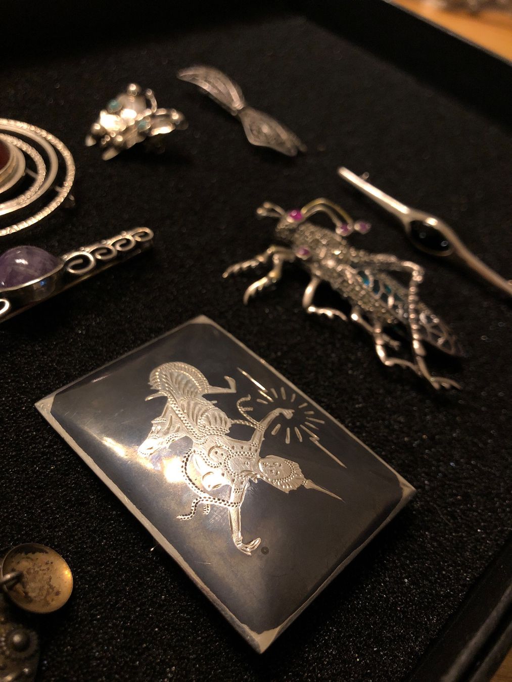 Altri gioielli: Schmuck Konvolut Broschen Silber diverses – Usato da Adliswil venduto da Tito088 2