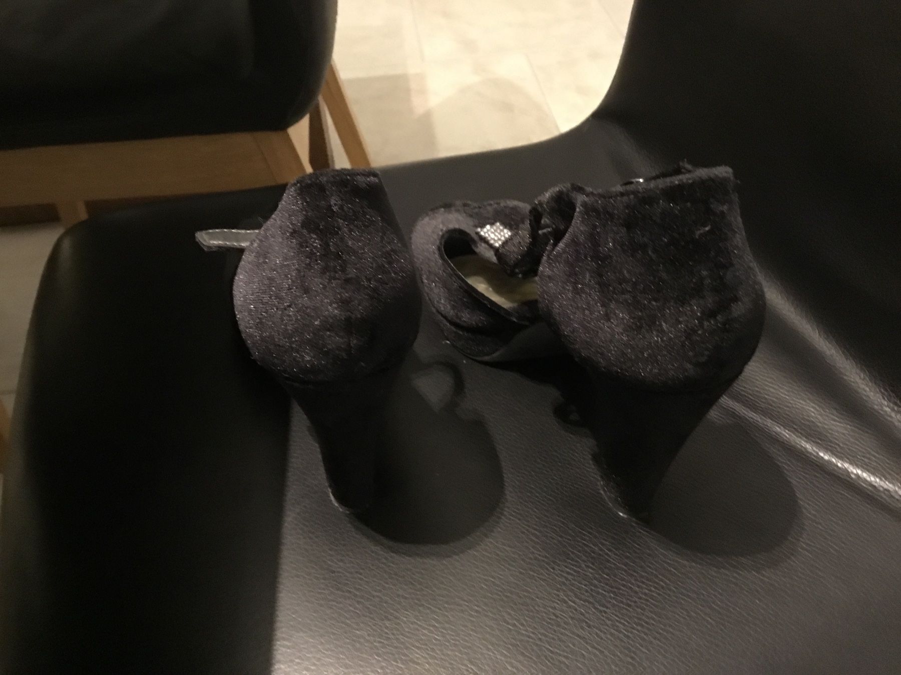 Scarpe da donna: Schöner offner Absatzschuh Gr.40 – Usato da Würenlos venduto da Tina48 2