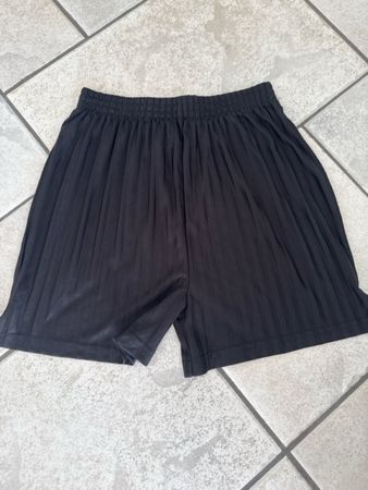 Short für Sport Gr.152. Brief 3.00 Fr.