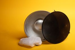 Beauty Dish 16" (41 cm) Bowens Mount inkl. Grid & Diffusor
