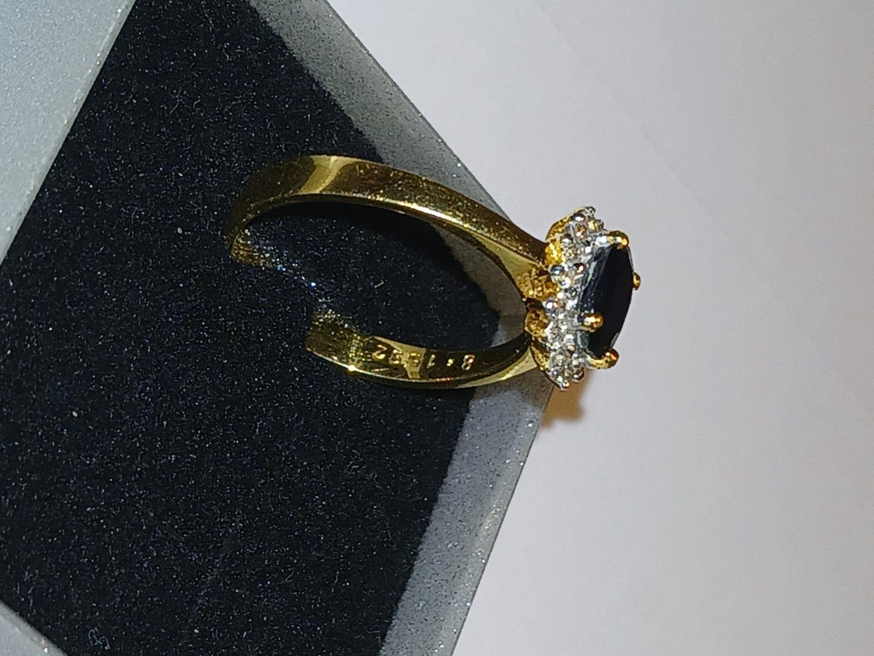 Anelli: Wunderschöner Goldring mit Saphir und Diamanten! – Usato da Jona venduto da Klbe 1
