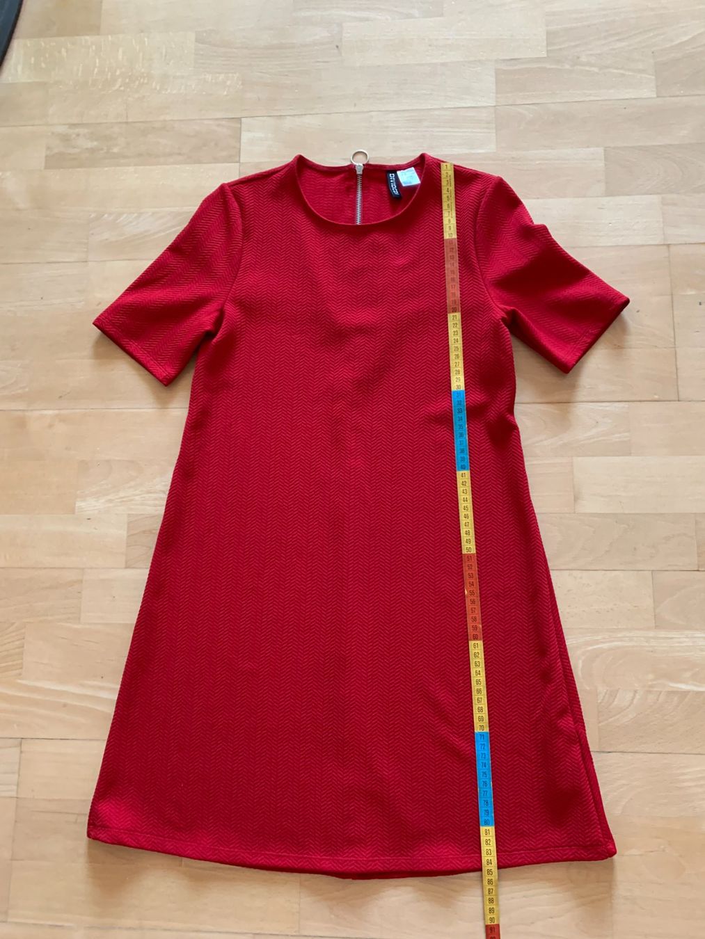 H&M Vestiti: H&M Damen Kleid, Gr.38, Rot – Usato da Worb venduto da farben20zauber 5