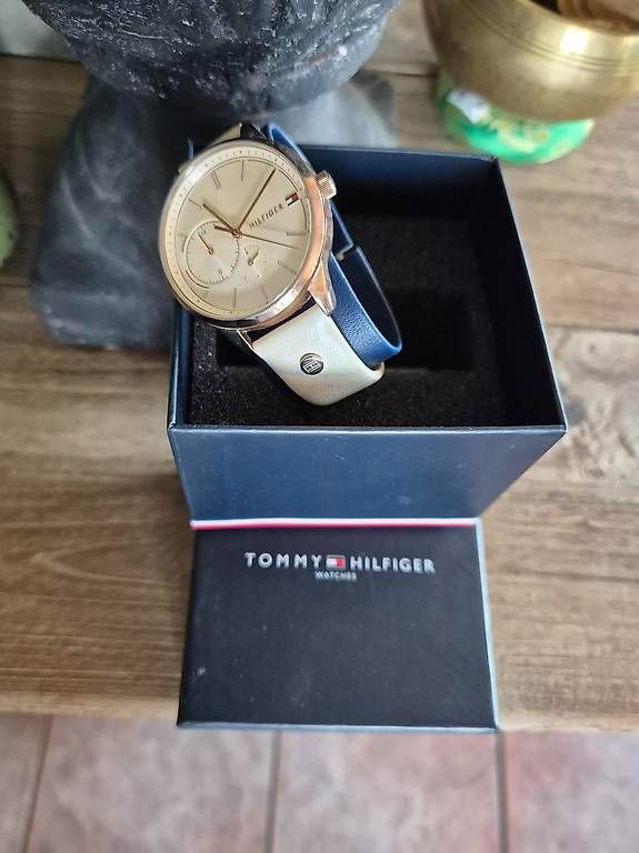 Orologi: Tommy Hilfiger Uhr – Usato da horgen venduto da massi71 2