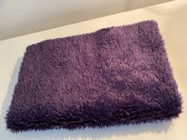 Stoff violett ca. 160 x 51 cm flauschig