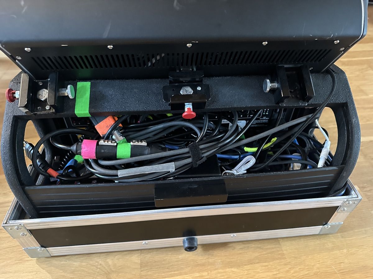 Mischpulte: dLive C1500 Flightcase – Gebraucht aus Triengen von Gugelhopf123 4