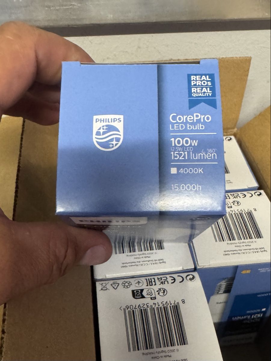 Lampade: Philips CorePro LED Birne 20 stk. Neu – Nuovo (secondo la descrizione) da Schlieren venduto da Freundlich02 4