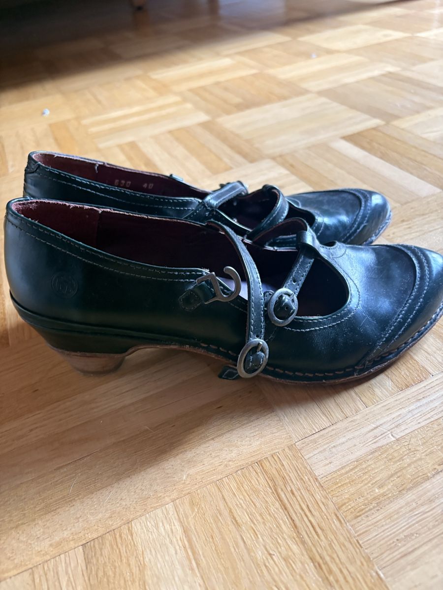 Chaussures femmes: Pumps – D'occasion à Ardez par helena.erny 1