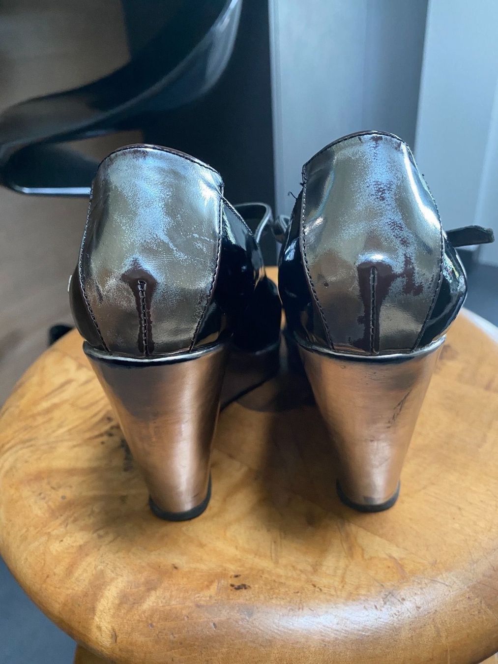 Scarpe da donna: Chaussures compensées vernis  T37 – Usato da Porrentruy venduto da SYANKA 2