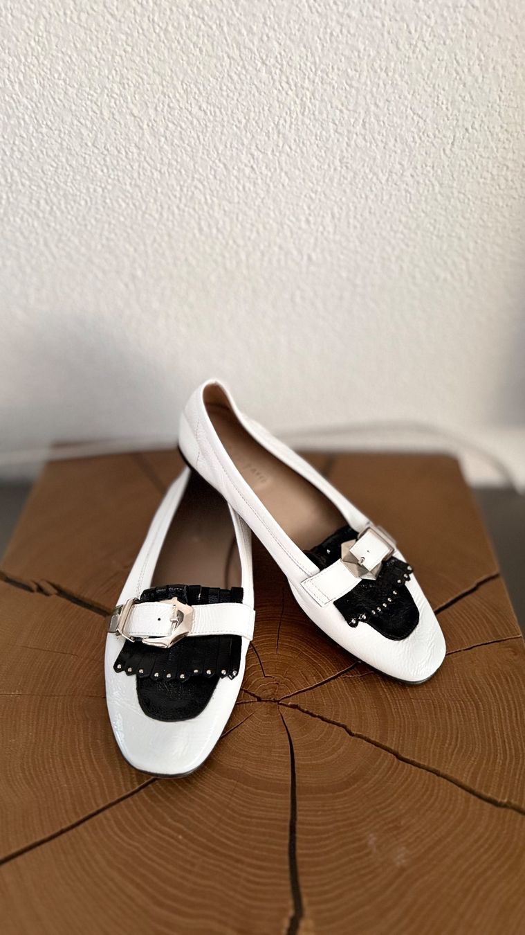 Scarpe per ragazze: Exklusive Schuhe von Passo per Passo – Usato da Langenthal venduto da Design4less 2