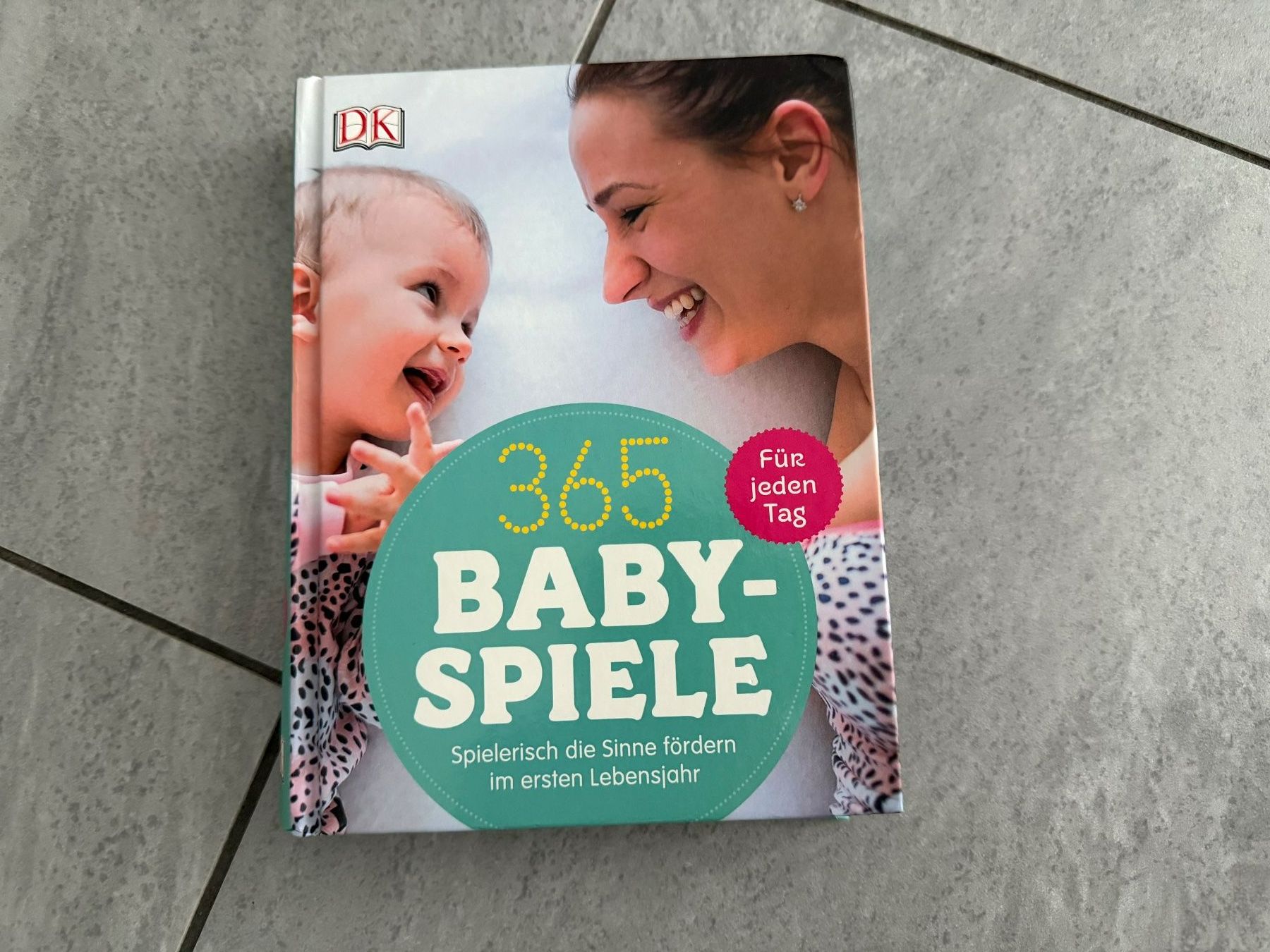 Bücher: 365 Baby Spiele – Gebraucht aus Bülach von Loredana13