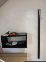 Wandhestell und Kleiderhacken Harderobe