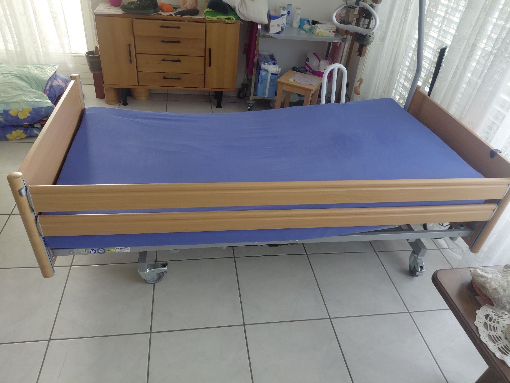 Letti: Pflegebett Krankenbett belluno – Usato da Kriechenwil venduto da mf3065 1