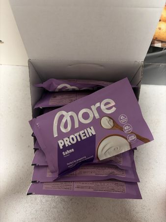 1 Tray Sahneprotein von More abzugeben 🧁