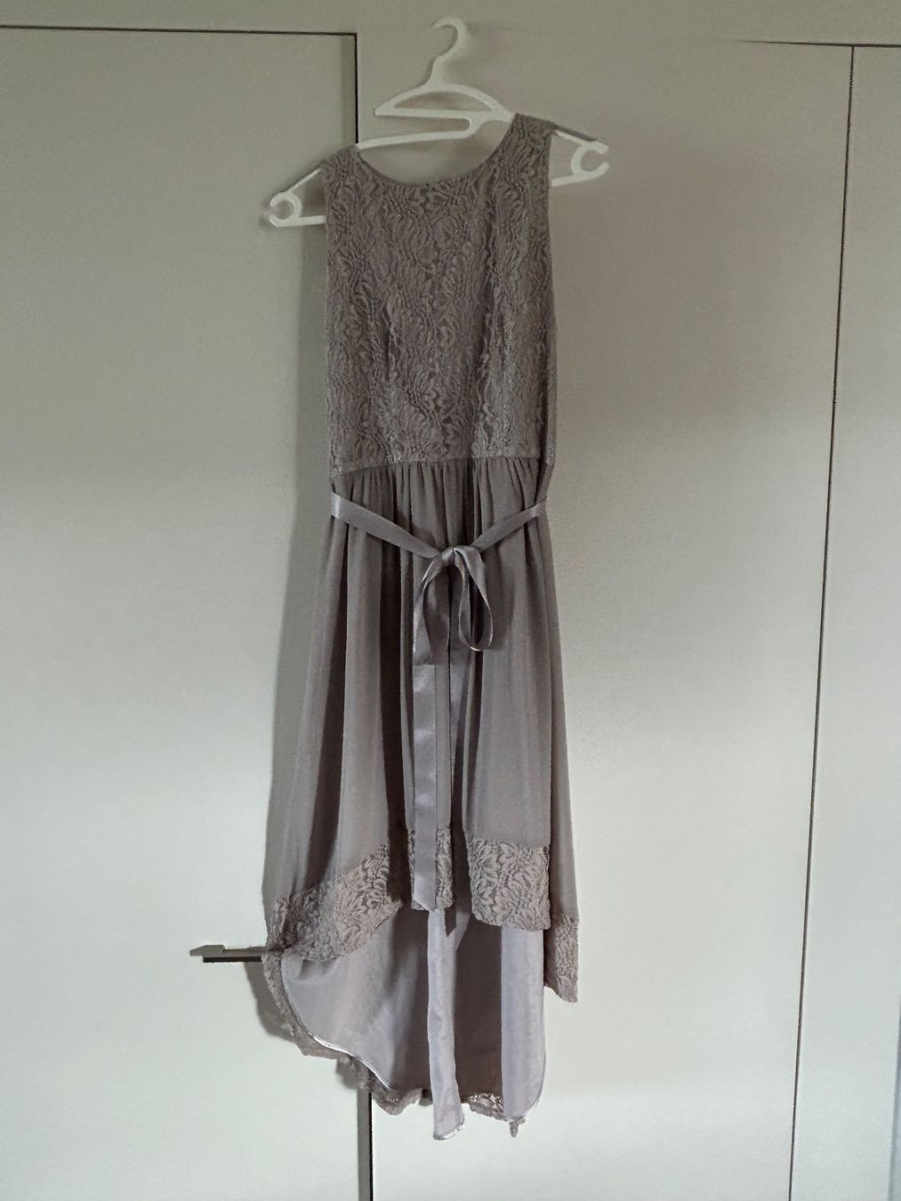 Robes: Festkleid – D'occasion à Zollikofen par aen_qdx7 1