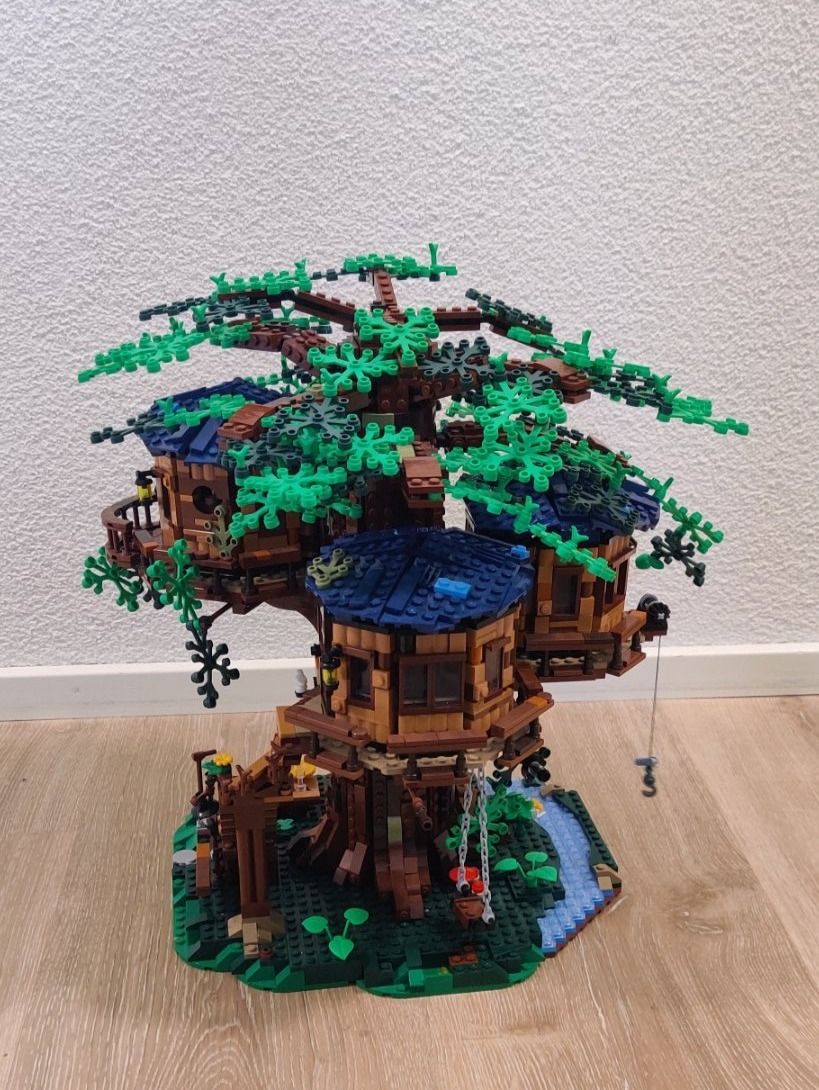 Lego Kit di costruzioni: Lego® 21318 Baumhaus – Usato da Erstfeld venduto da Bini-CH 2
