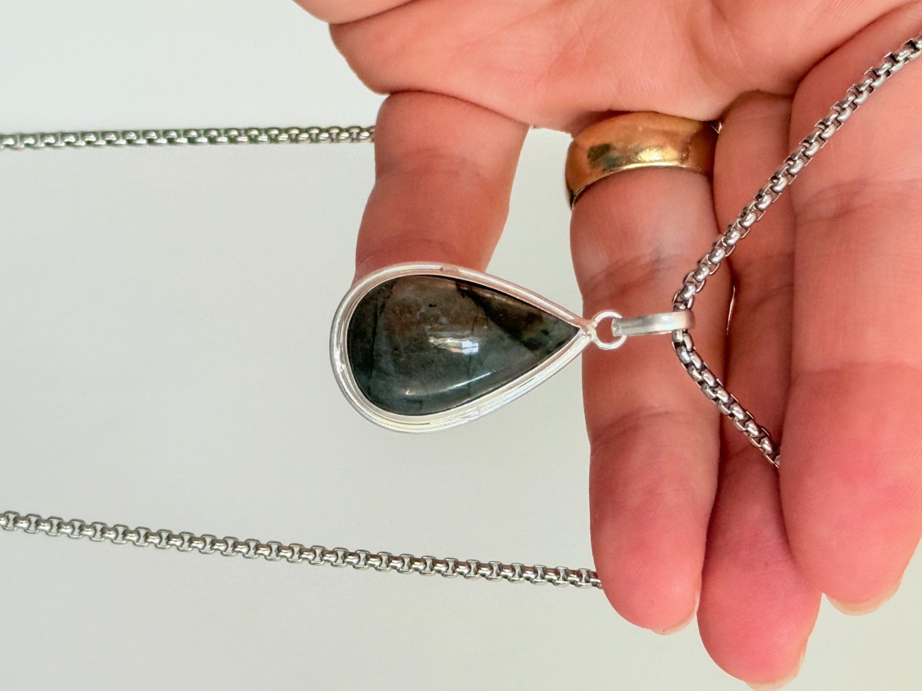 Catenine: Labradorite necklace – Nuovo e nell'imballaggio originale da Genève venduto da AGBERG 7