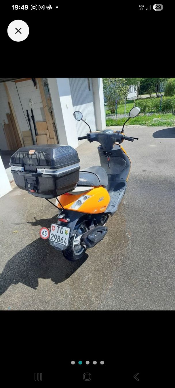 Scooters: Piaggio Zip – D'occasion à St.Gallen par pau_tvw6 1