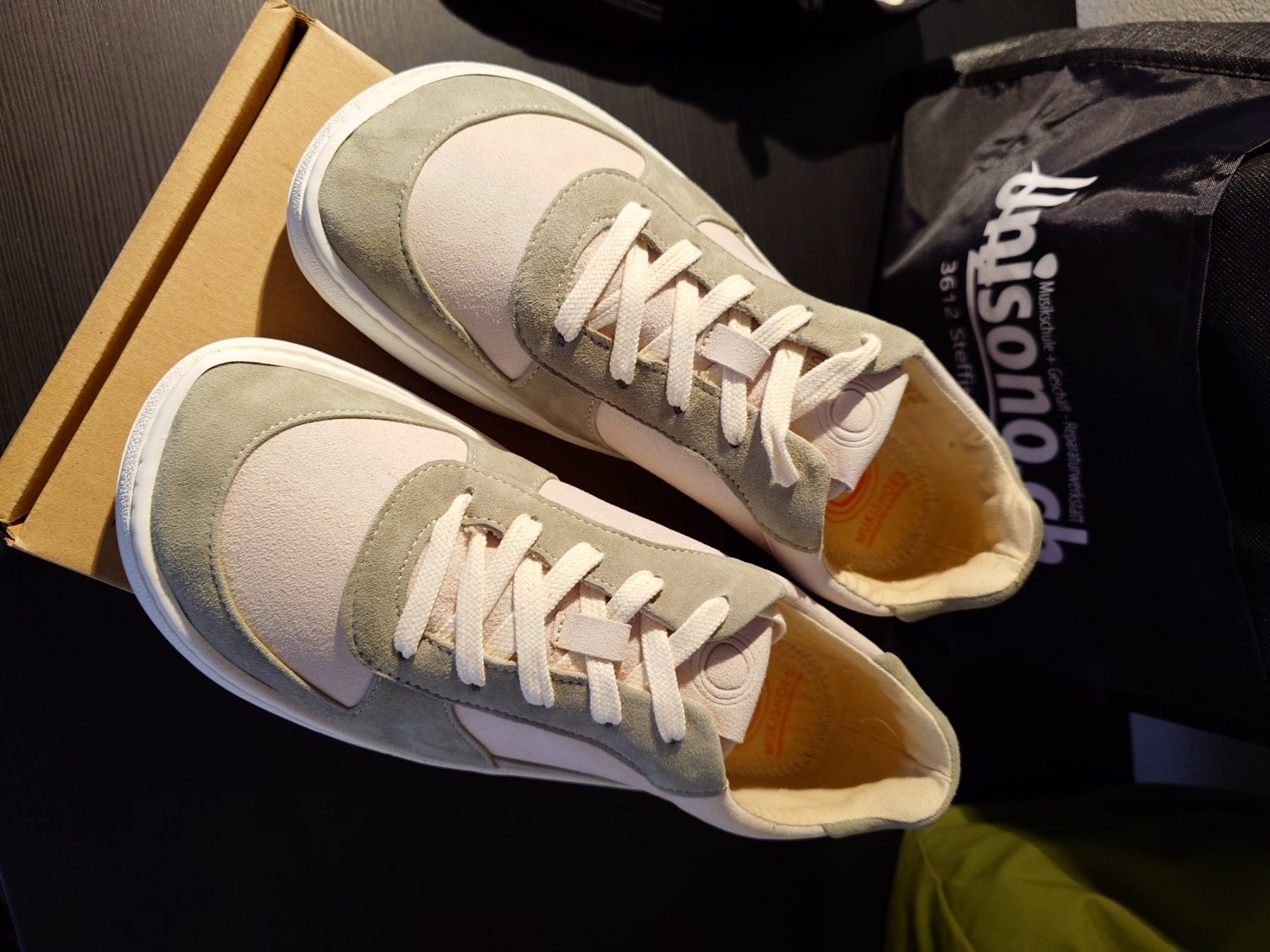 Scarpe da uomo: Mukishoes Gr. 42 Barfussschuhe – Usato da Steffisburg venduto da marinzki