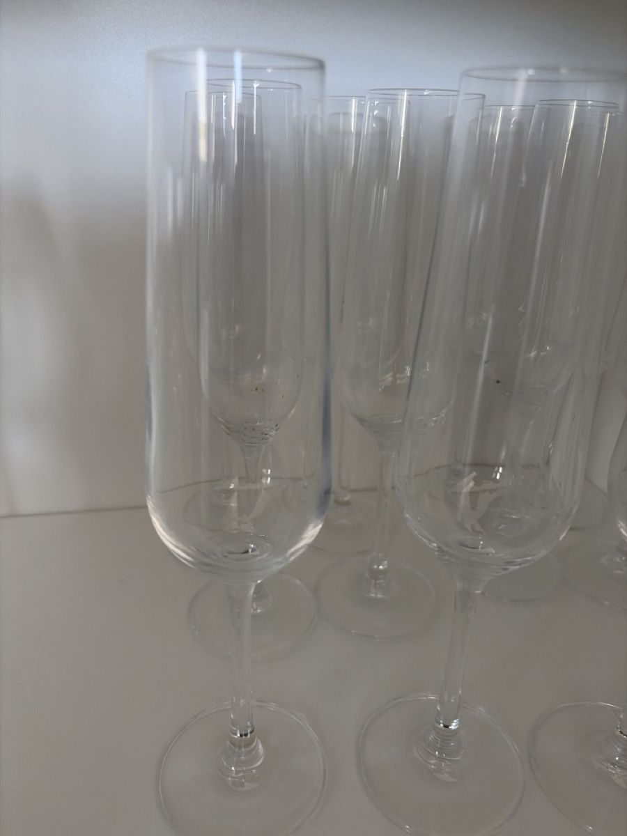 Gläser: 12 Stück Champagner Gläser  – Gebraucht aus Uznach von pegasus101 2