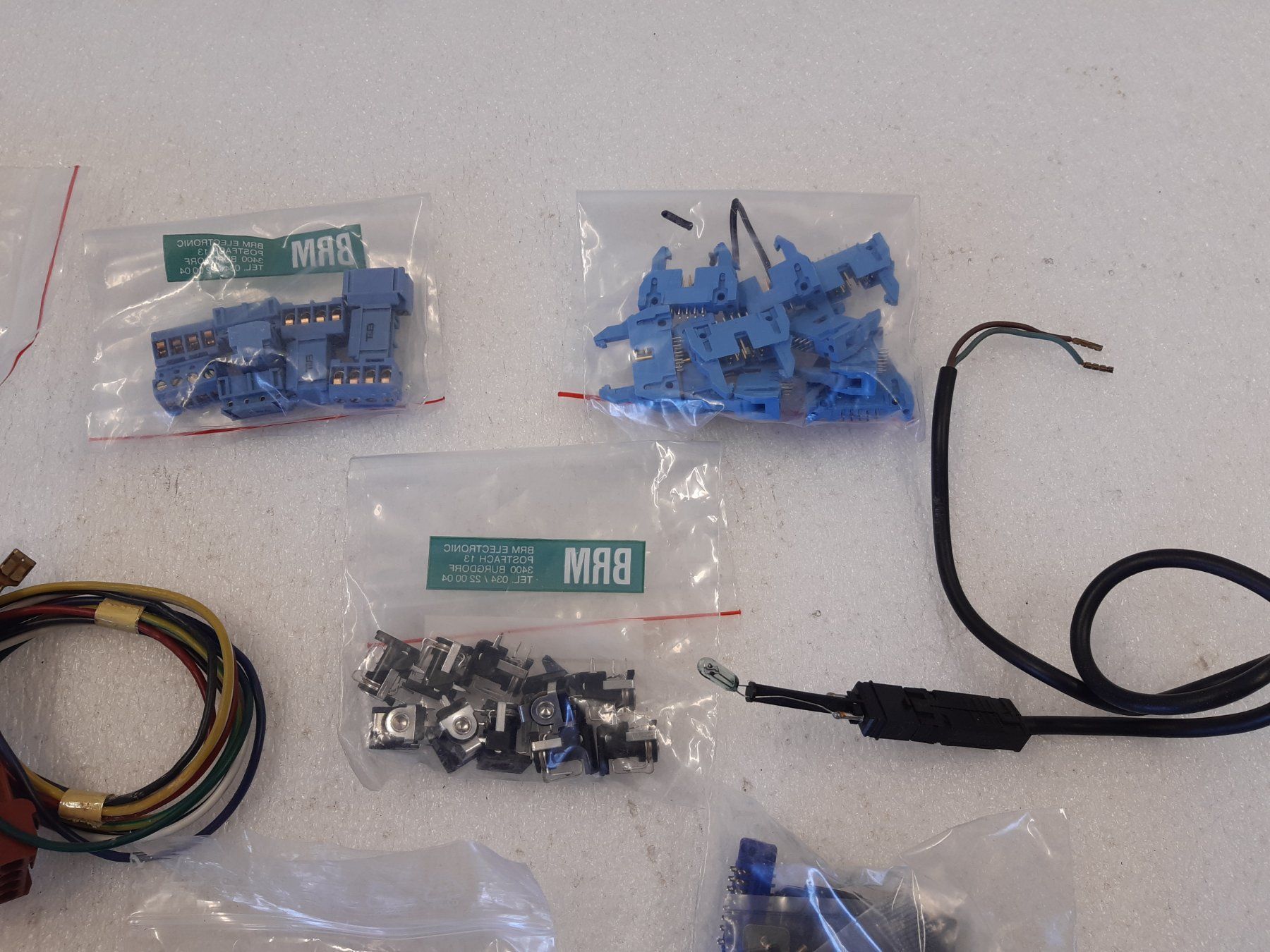 Cavi: Ein Posten Elektroteile – Usato da Trubschachen venduto da Caddy8 3
