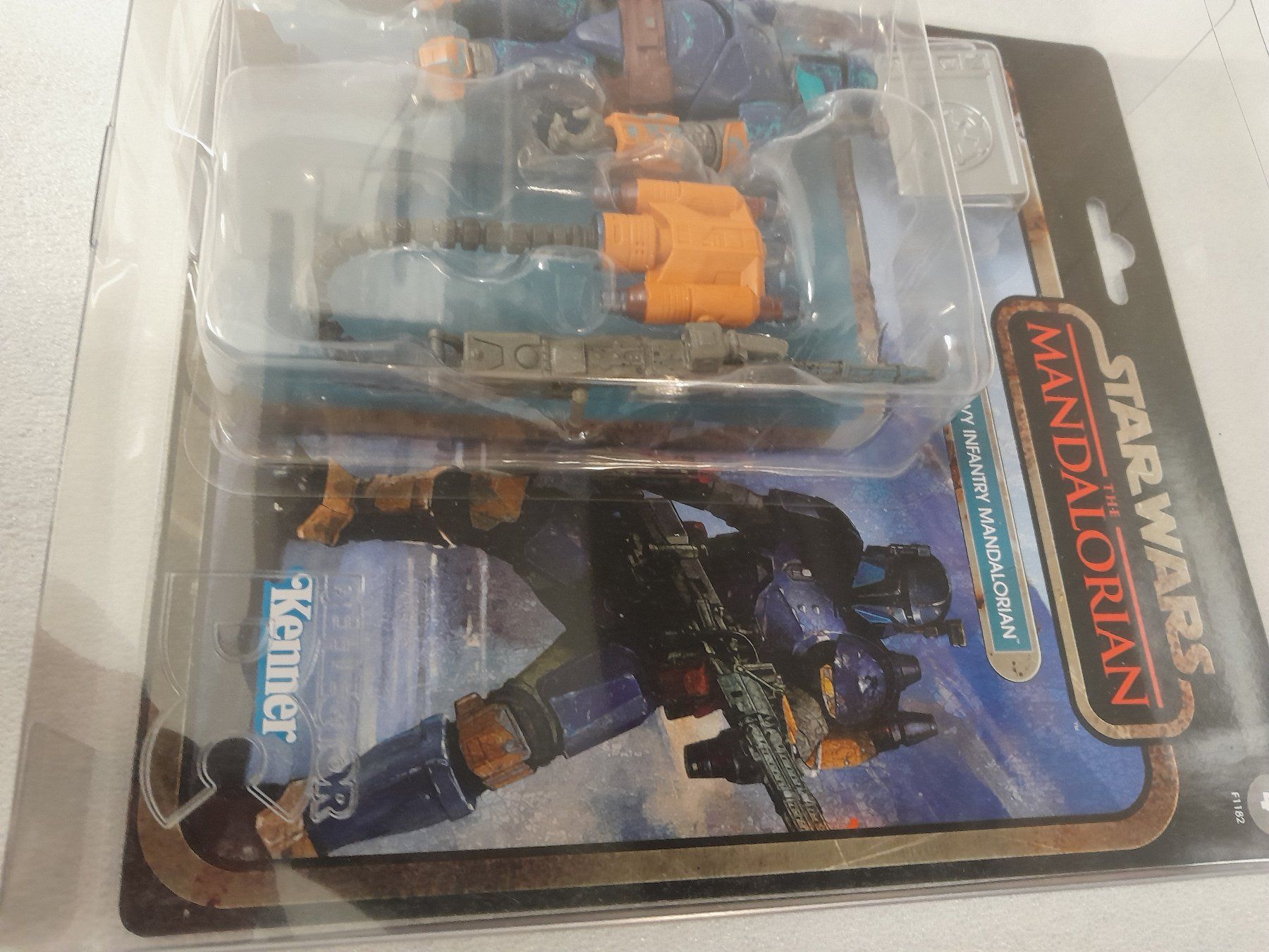 Star Wars Statuette: Star Wars The Mandalorian mit Blistercase – Nuovo (secondo la descrizione) da Rüti ZH venduto da Alemanni 2