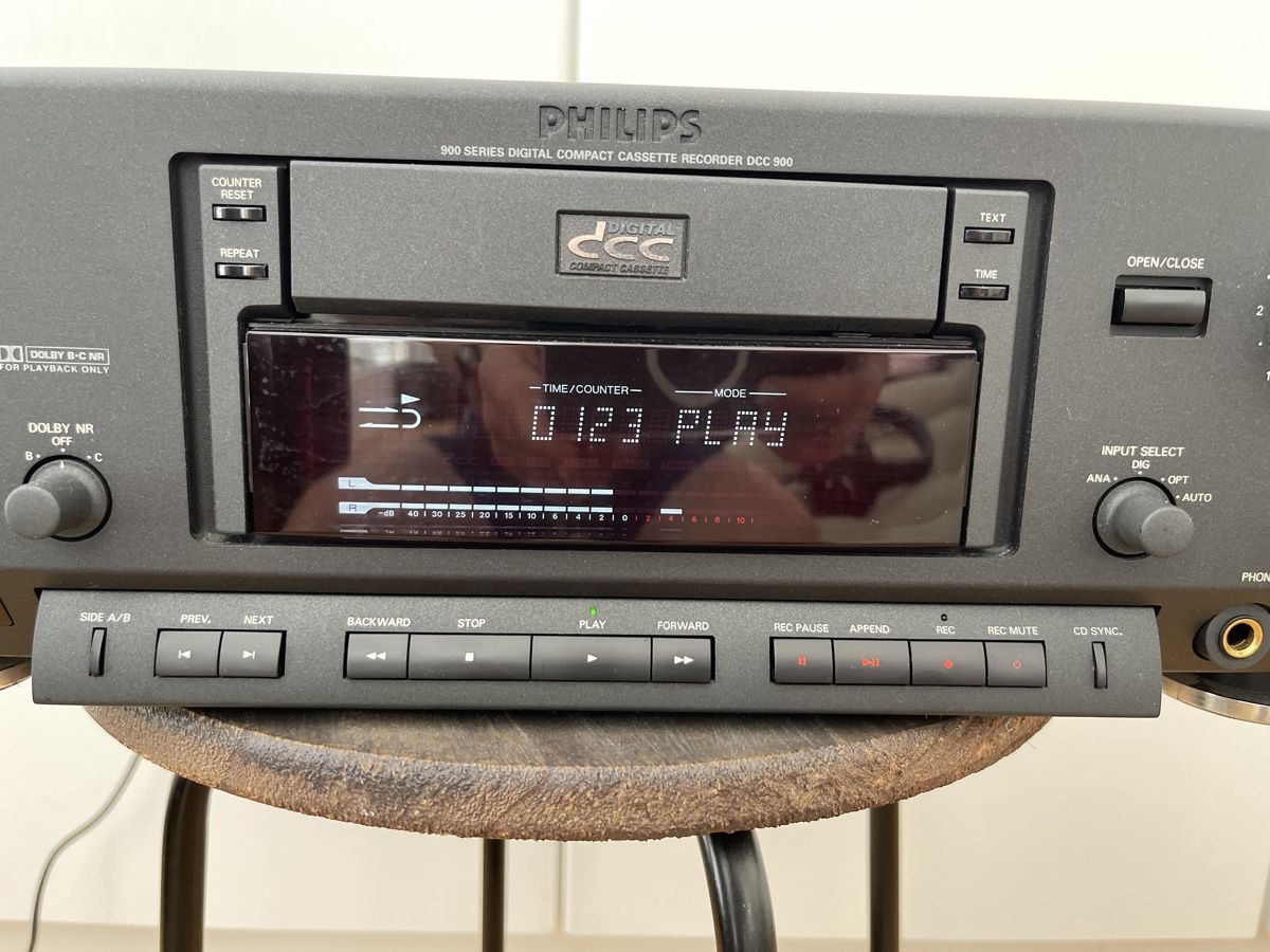 Philips Aufnahmegeräte: Philips - Digital Compact Cassette Recorder - DCC 900 – Defekt aus Stäfa von cip_lkg5 1