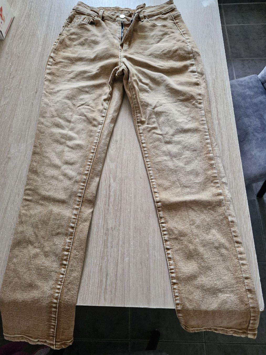 Pantalons: hose grösse m einmal getragen – Neuf (Voir description) à Zuchwil par silvermoon74
