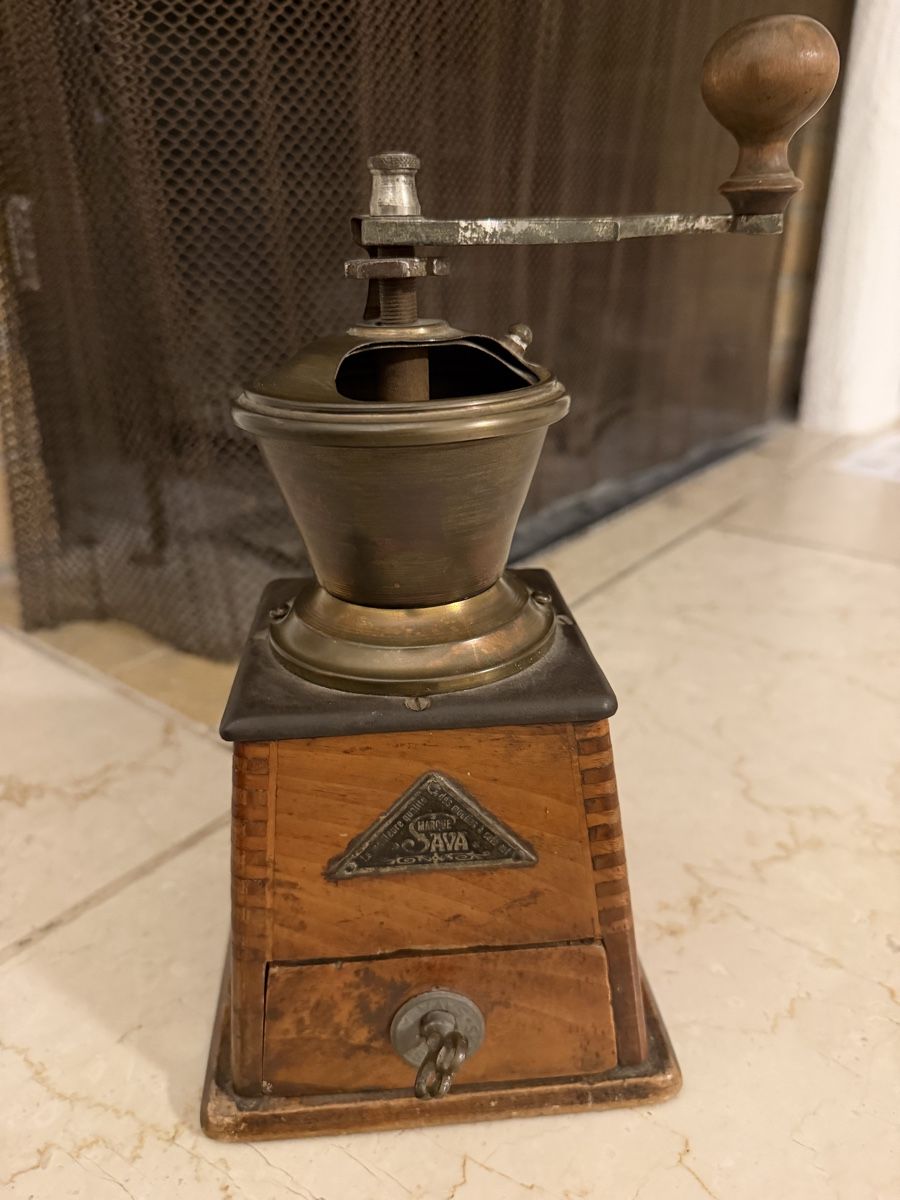 Küchengeräte: Vintage JAVA Kaffeemühle Holz Metall Handkurbel – Gebraucht aus Thalwil von wal_26vy